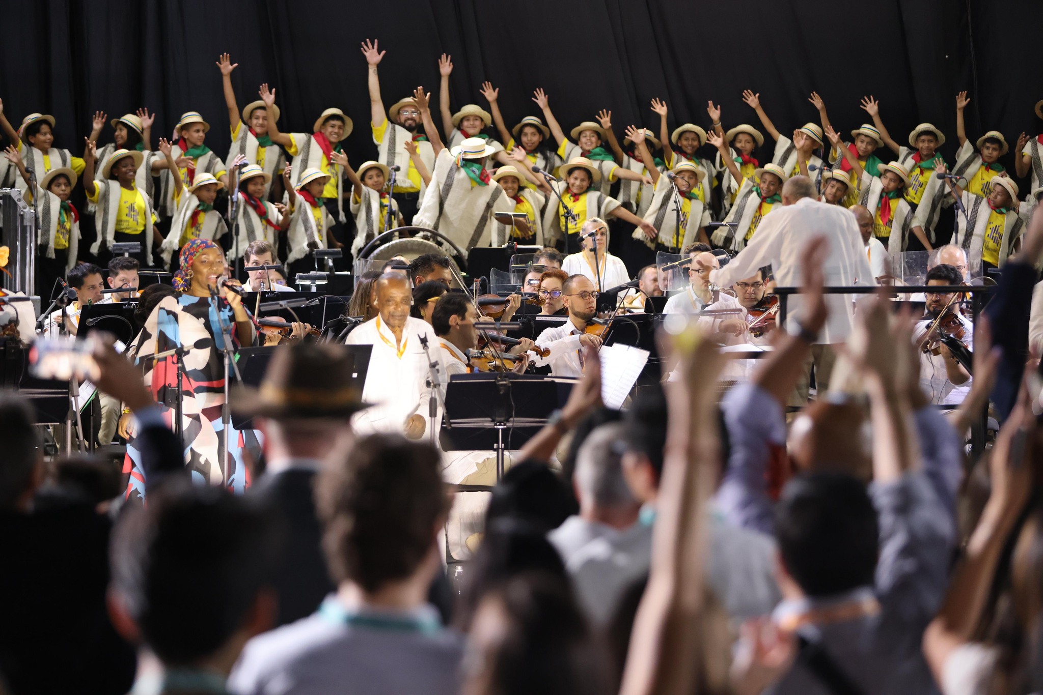 El programa presidencial Sonidos para la Construcción de Paz brilló en el concierto inaugural de la COP 16
